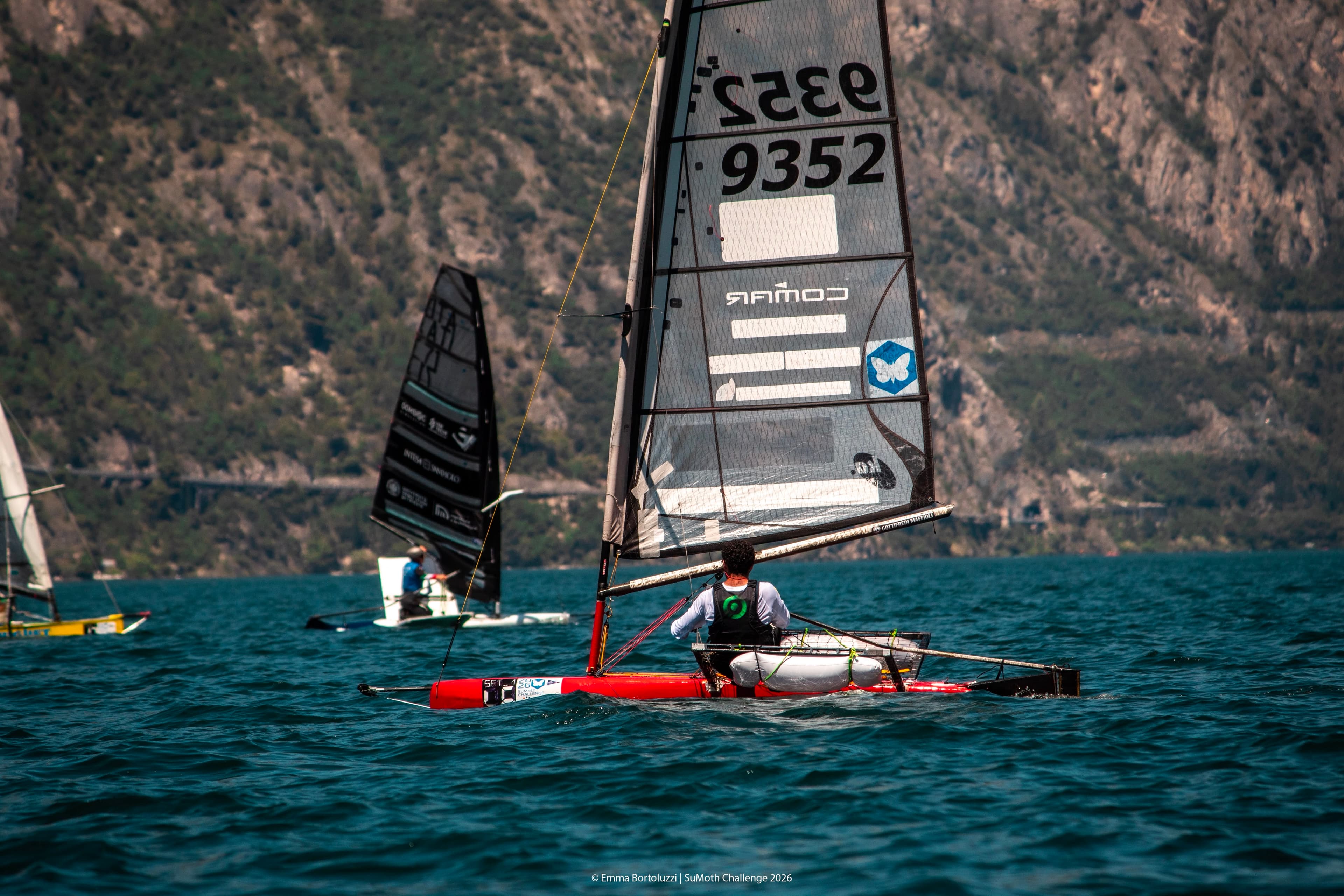 Sapienza Foiling Moth 9352 Racing in SuMoth Challenge